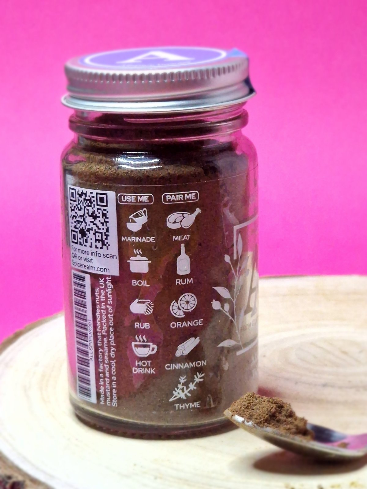 Image of allspice powder, ideal for adding a warm, aromatic blend of cinnamon, cloves, and nutmeg flavours to cakes, stews, marinades, and spice blends.